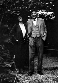 Grace and Ricardo Nobili in the garden of Dommus Amicorum, their home in Venice, undated