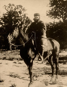 Genevieve de St. Pierre at Arizona's Grand Canyon, 1907