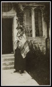 Virginia Woolf at Garsington