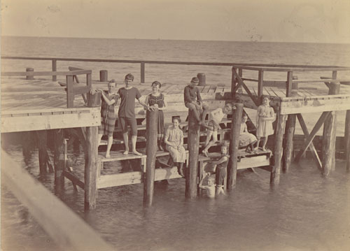 Garrison children and friends on 'New Pier', Wianno, circa early 1880s 