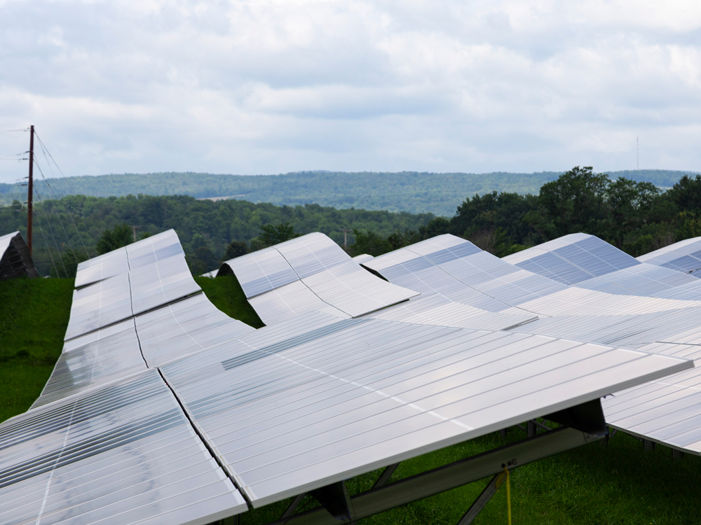 energy-from-the-sun-collaborative-solar-facility-goes-online-in-maine
