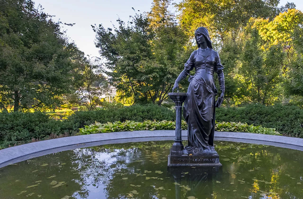Statue in the botanic garden