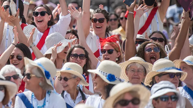 Alums from the class of 2020 rejoice during their special celebration during Reunion II weekend.