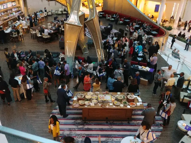 Smith and Amherst alumni gather in the Marriott Marquis in Washington, DC