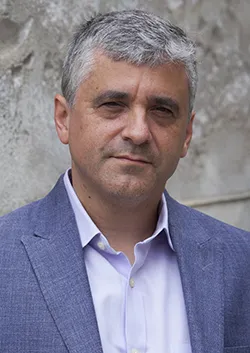 Steven Levitsky publicity photo