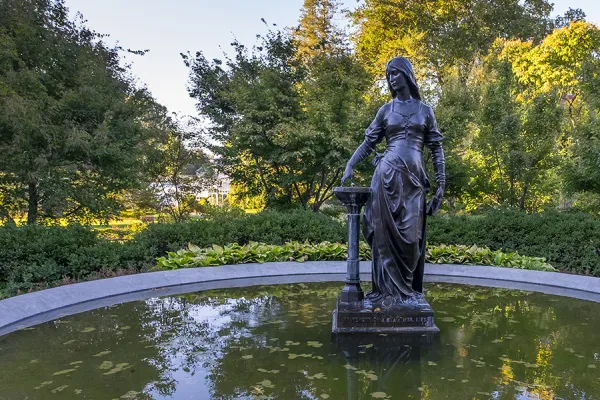 Statue in the botanic garden