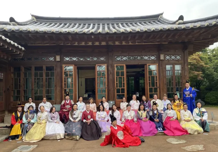 Smith alums in traditional hanbok.