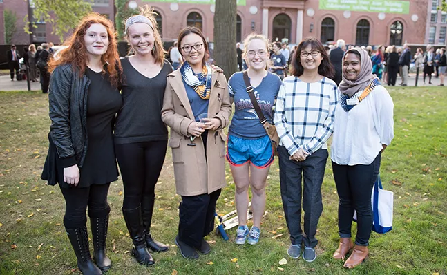 Maya Lin with a group of students