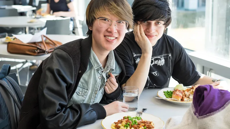 Two students eating